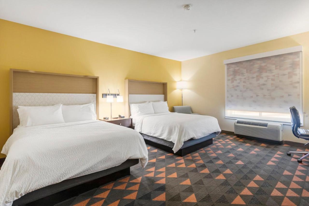 Holiday Inn Hotel & Suites Waco Northwest Bellmead Exterior foto